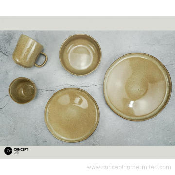 Reactive glazed stoneware dinner set in Khaki